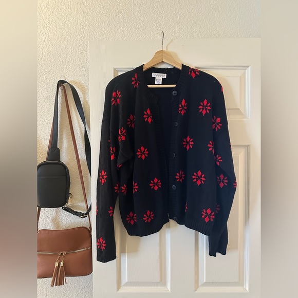 Women’s Vintage Patterned Cardigan - Picture 1 of 4
